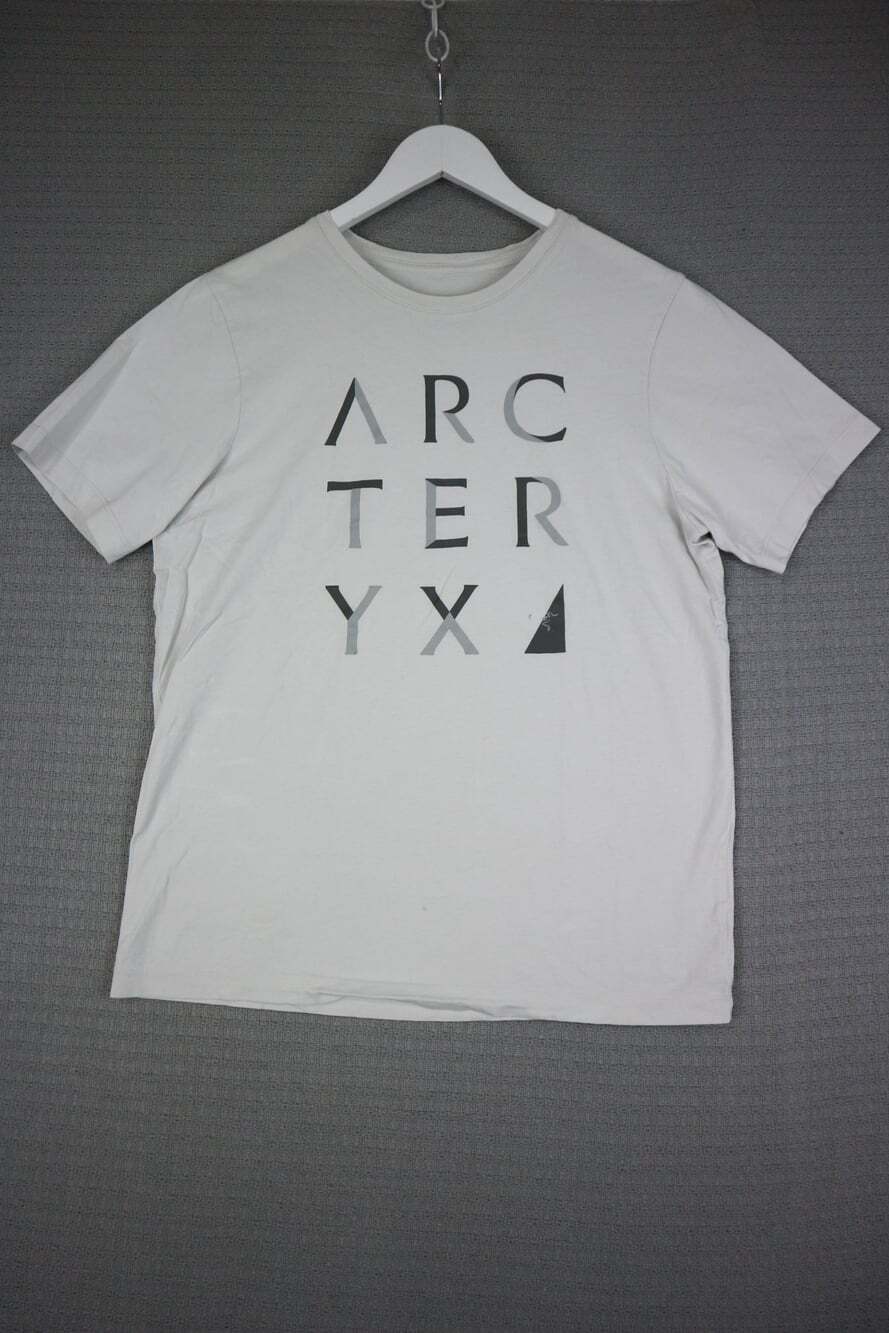 Arc'teryx Block Letter Graphic T-Shirt White Gorpcore Outdoor Mens